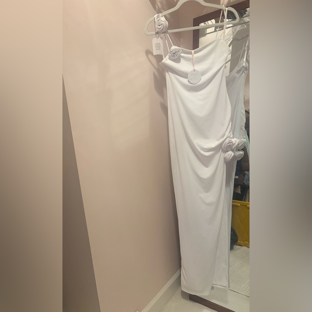 Chic One Shoulder White Dress